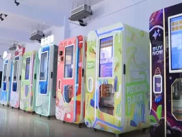 Exteriores personalizables de máquinas expendedoras de helados: una solución práctica para mejorar la adaptabilidad de la escena y el valor operativo
