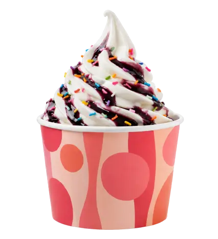 Yogur helado con salsa de chocolate y chispas de colores